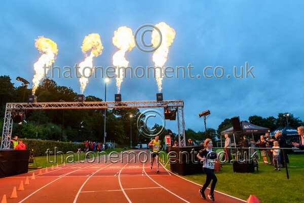 Monument25-520883 - Set Four