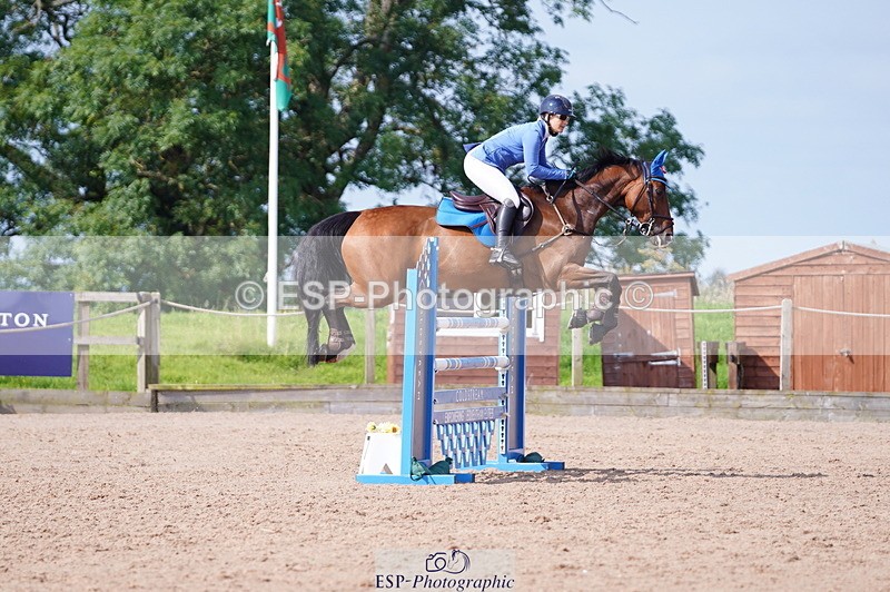 240802A-100138-03480 - Cls 15 Foxhunter