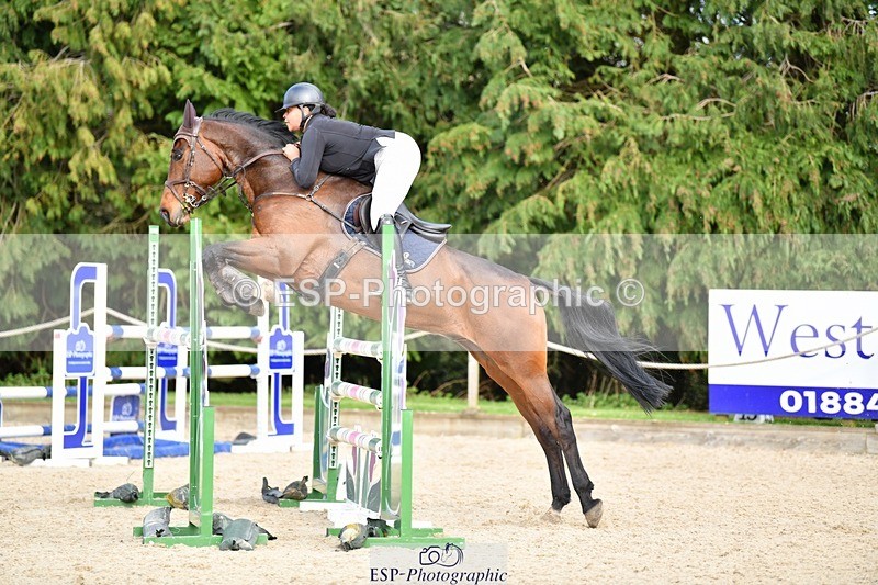 240324-151223-03222 - Cls 11 Foxhunter & 1.20m Open