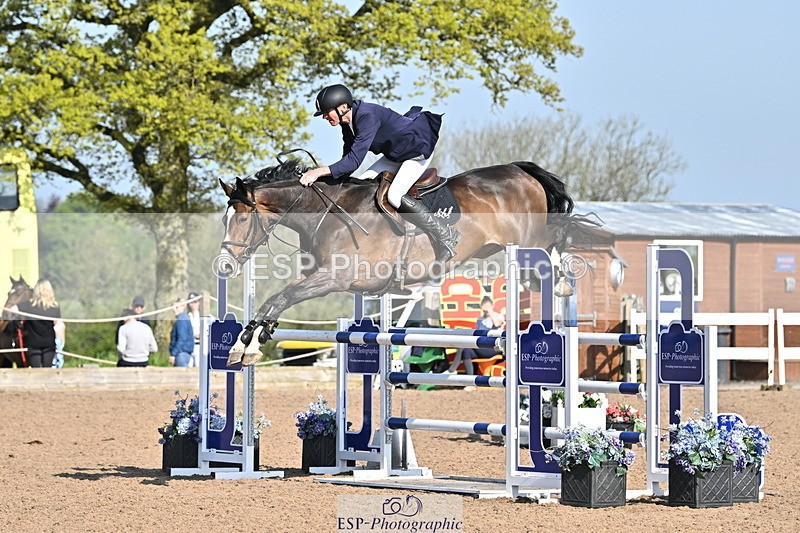 240509A-090932-00459 - Cls 8 Foxhunter