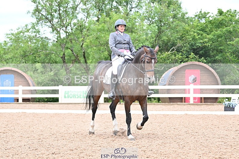 240622A-131018-10699 - Cls 37 BD Music Adv Medium