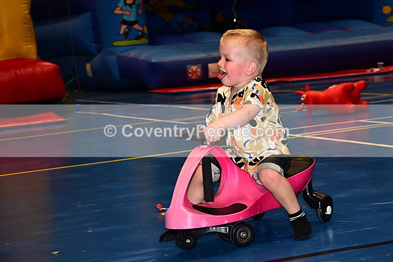 CON-154 - Joey and Ella