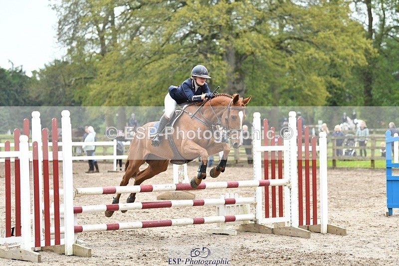 230512-094629-00389 - Cls 10 Snr 85cm Schooling