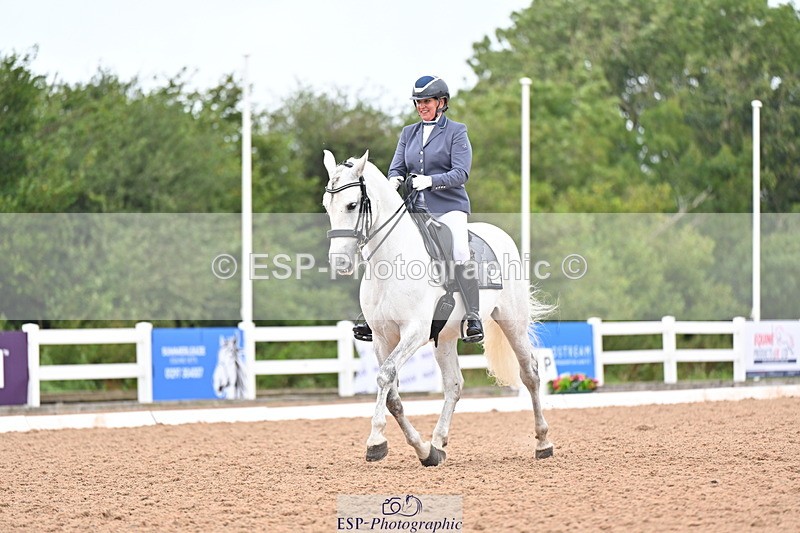 240815A-122800-00970 - 105-PAULA.LEE-Deseado.Santo