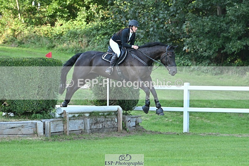 230909-174353-07758 - Cls 14 Snr 1m Derby