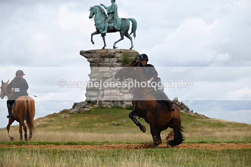DSC_4293 - Time at Statue 09:50 to 11:09