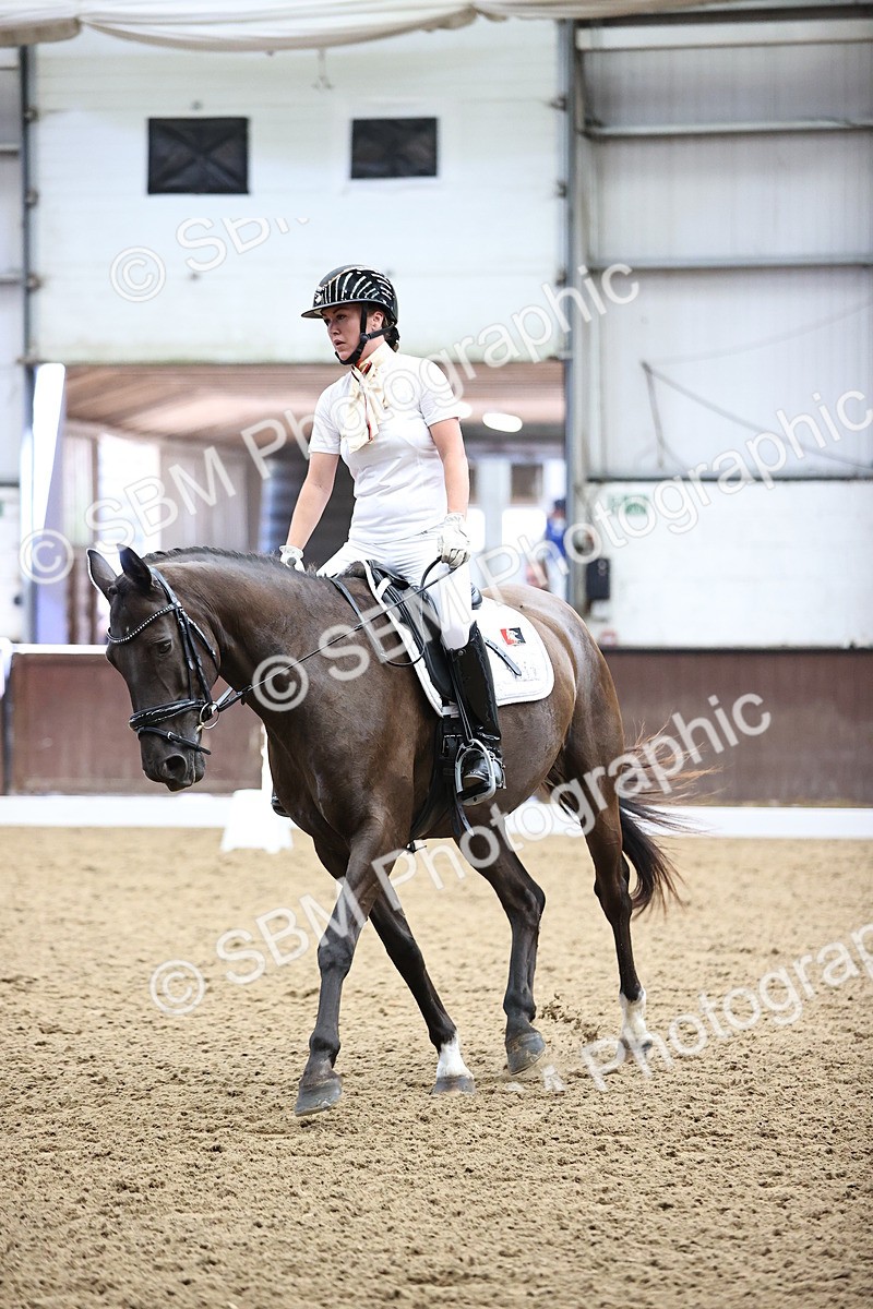 SBM_001905 - Novice 4 - 11.15-13.22