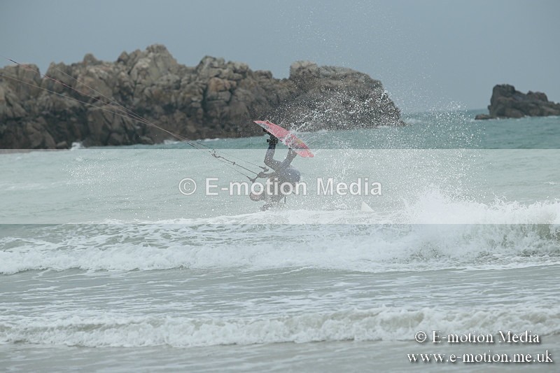 KS 300313-66 - Kite Surfing