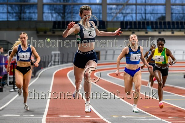 AgeInd25SUN-916166 - Track Female Set Two