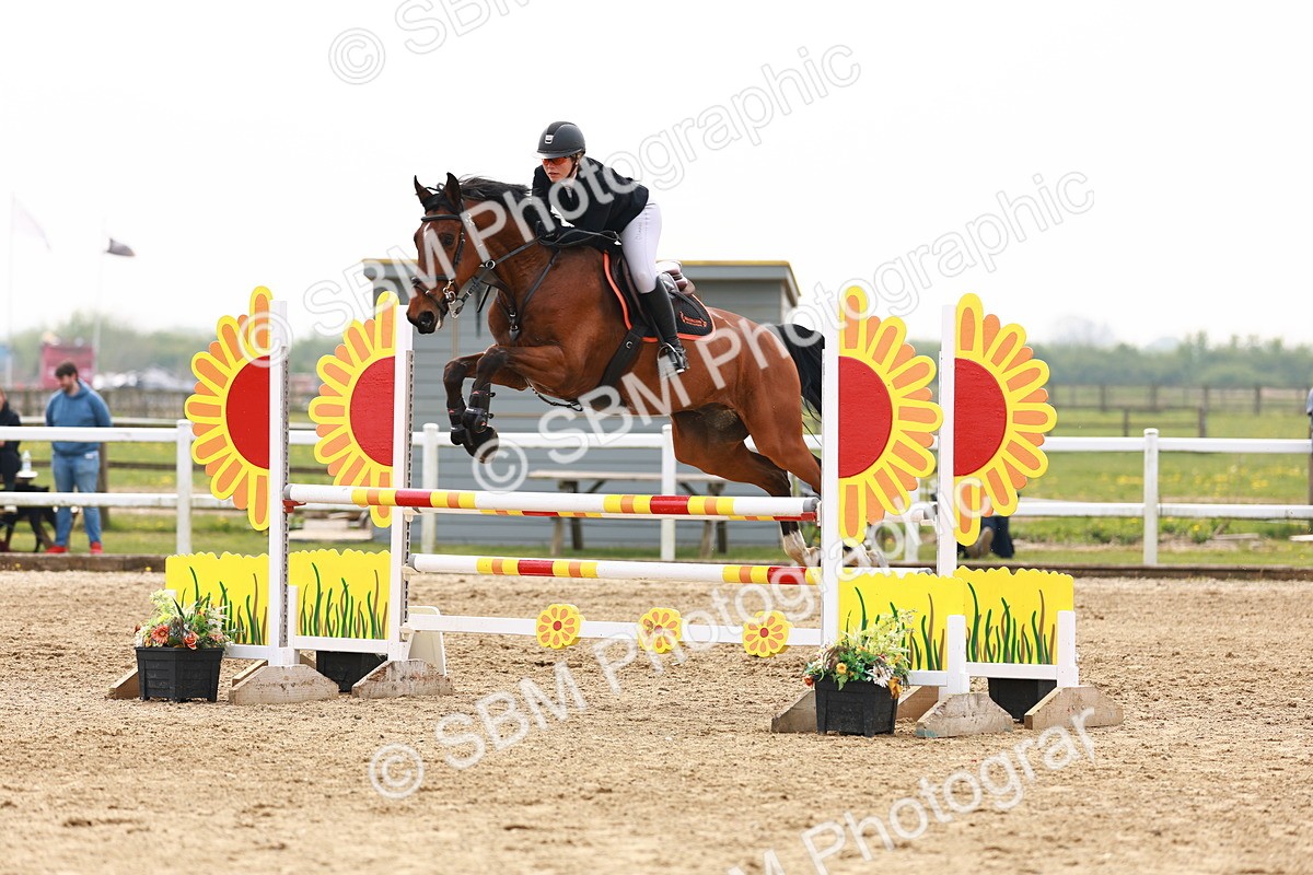  - Class 18 - Senior Newcomers - 1.10m