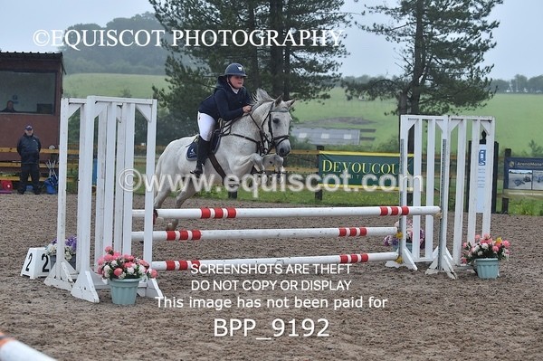 BPP_9192 - CLASS 15 SUN Stepping Stones 128/ 138cms Handicap