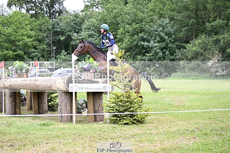 250524A-143253-13609 - C-209-Sarah.Gairdner-WESTPOINT.QUICK.LETS.PARTY