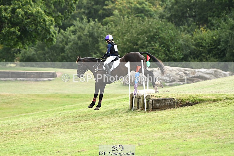 240825X-102246-31078 - 70cm XC 10.00 to 11.00