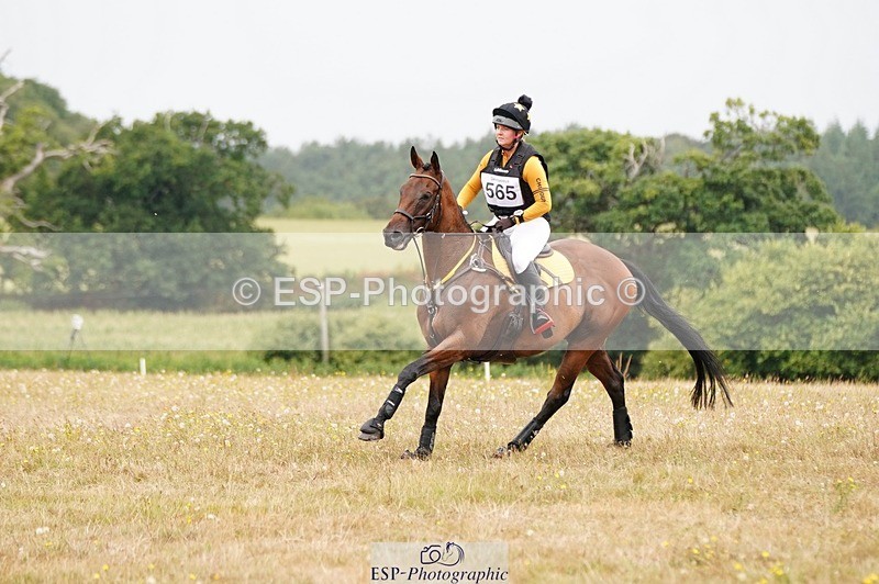 250803A-125626-13147 - M-565-Aimee.Bickley-LA.BASS