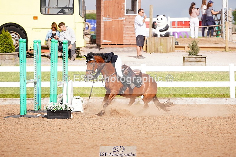 240628A-174106-00579 - Cls 2 Intro 90cm