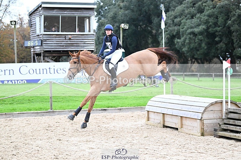 241116-143655-02087 - Cls 3 90-95cm