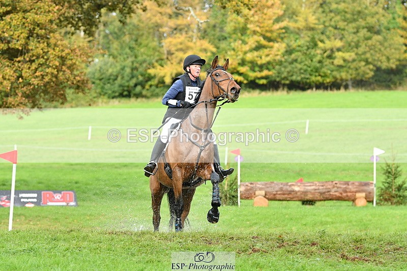 251025A-153925-21872 - G-570-Samantha.Garness