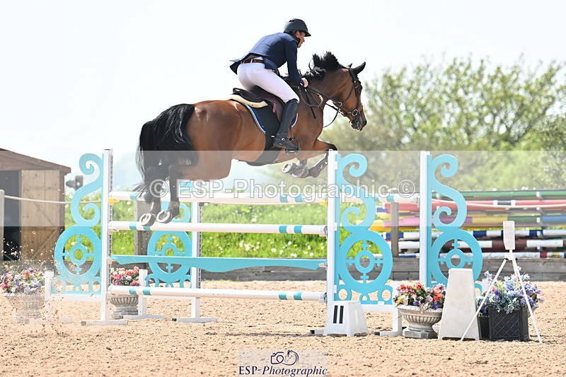 240510A-143516-08090 - Cls 23 Talent Seeker Inc 7yr old 14.10 to Finish