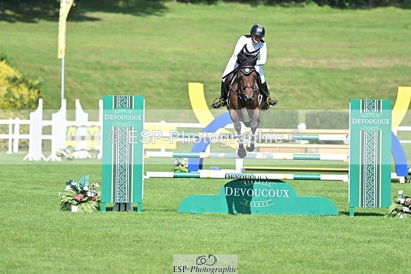 230909-111017-05090 - Cls 11 Snr Foxhunter & 1.20m Open