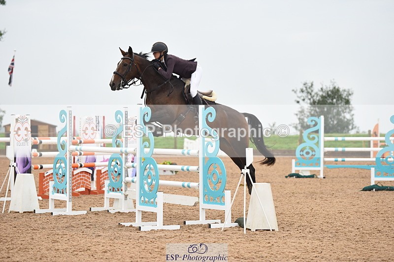 230916A-110418-03990 - Cls 14 Snr Foxhunter