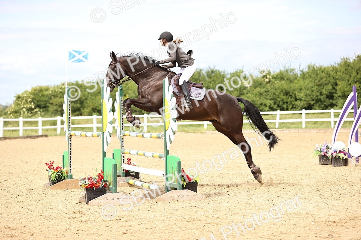 SBM_007830 - Class 19 - Senior Newcomers - 1.10m