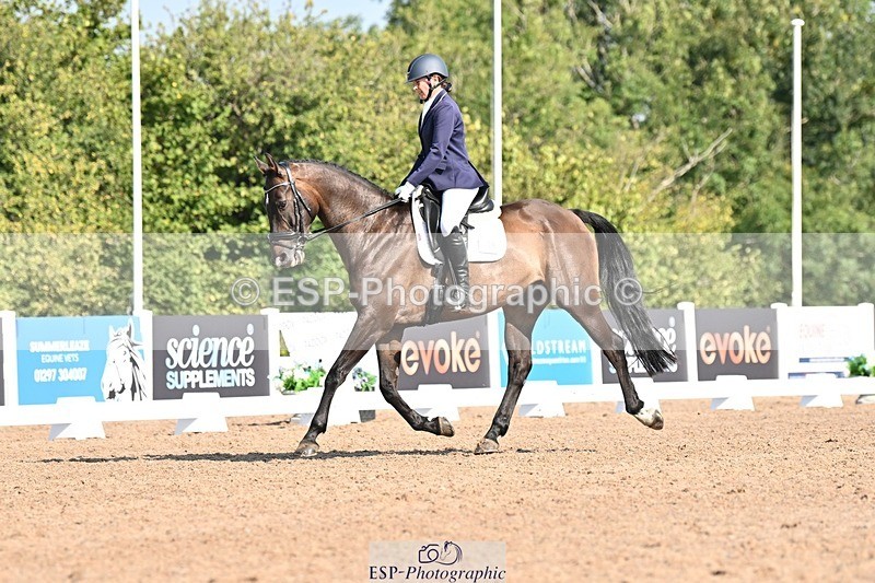 250816-100320-03043 - 096-Louisa.ChattingFirst.Mohican.II