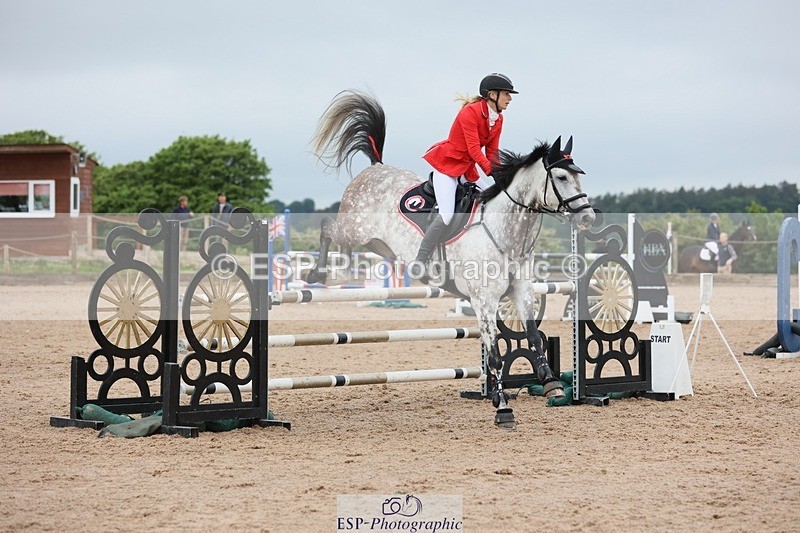 250524-093310-03846 - Cls 13  A&B 1.05m & 1.10m open