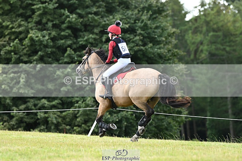 240825X-111538-31998 - 70cm XC 11.00 to 12.00