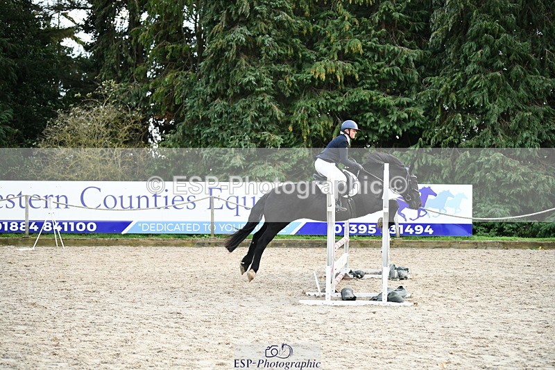 251004A-164618-02204 - Classes 10 & 11 80cm