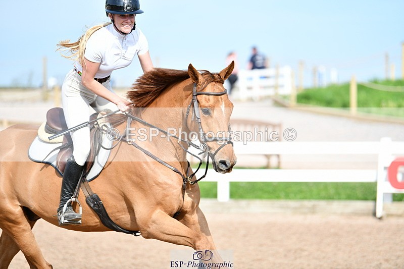 240511A-171202-15581 - Cls 26 Discovery and 1m Open