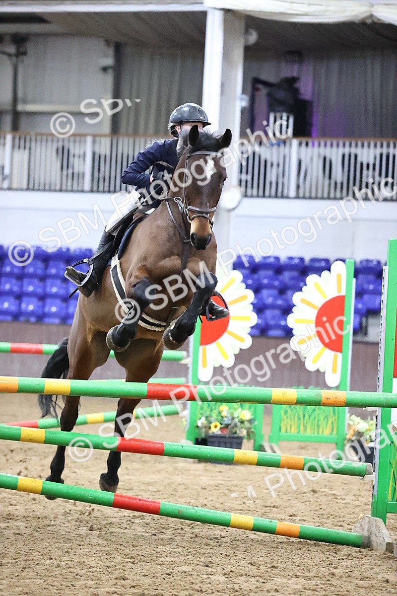 SBM_1986 - Class 8 - Nupafeed Supplements Senior Discovery/ 1m Open