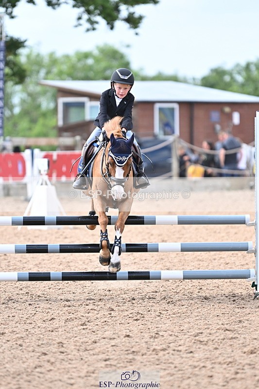 240628A-162947-01484 - Cls 5 Stepping Stones 128cm + 138cm