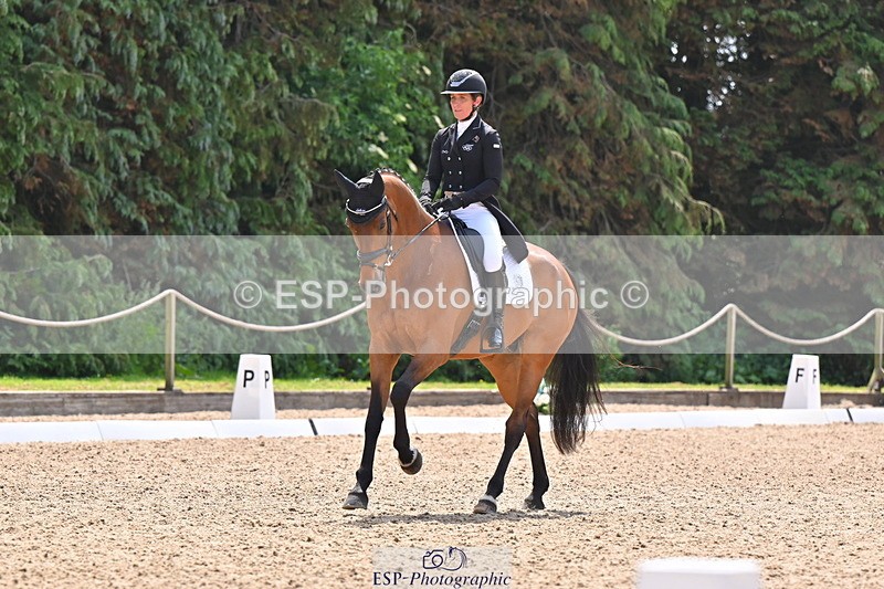 250523A-121329-06487 - D-476-Caroline.Powell-TIK.TOK