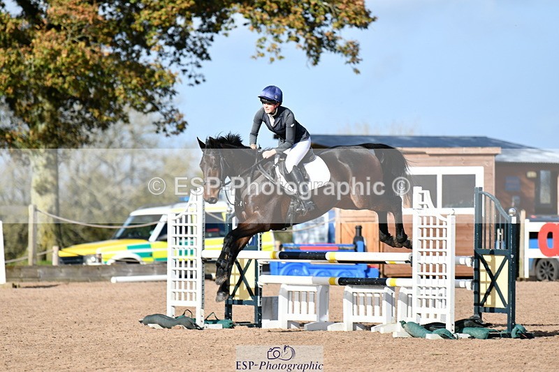 241026A-115833-01092 - SAT Cls 26+27 Club and Schools 90cm