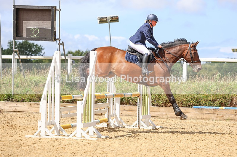 3E7A0393 - Class 9: Senior British Novice/90cm open