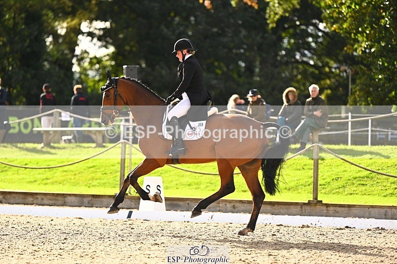 231021-144724-17924 - 359-ROSSDARRAGH.NERO-Charlotte.Rowe-DR