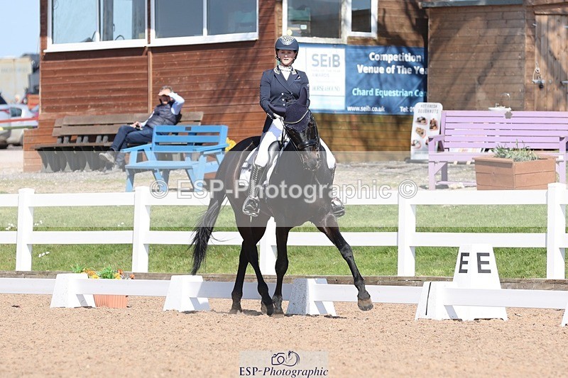 250405-145037-11481 - 069-India.Hamilton-Burnet-Kissingdale