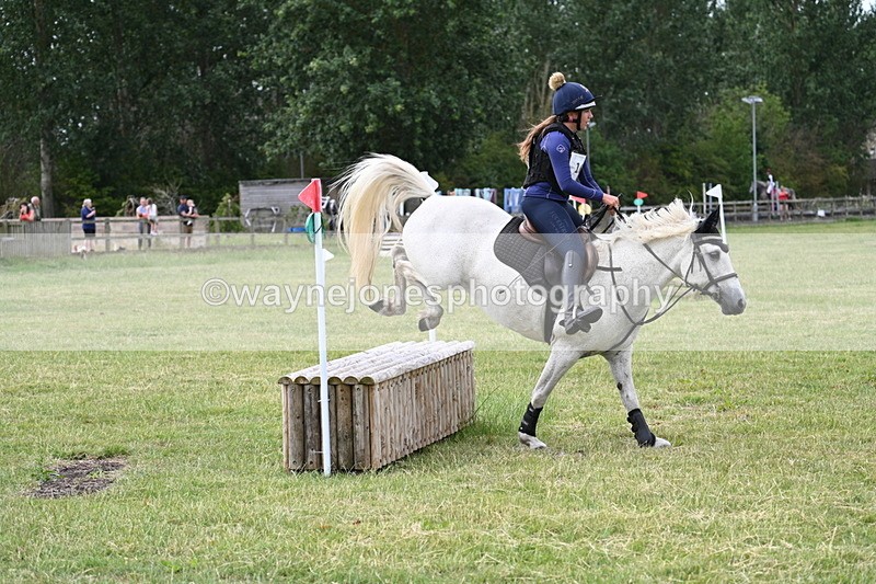 WJ7_5168 - 60cm XC Time 10:17 to 10:49