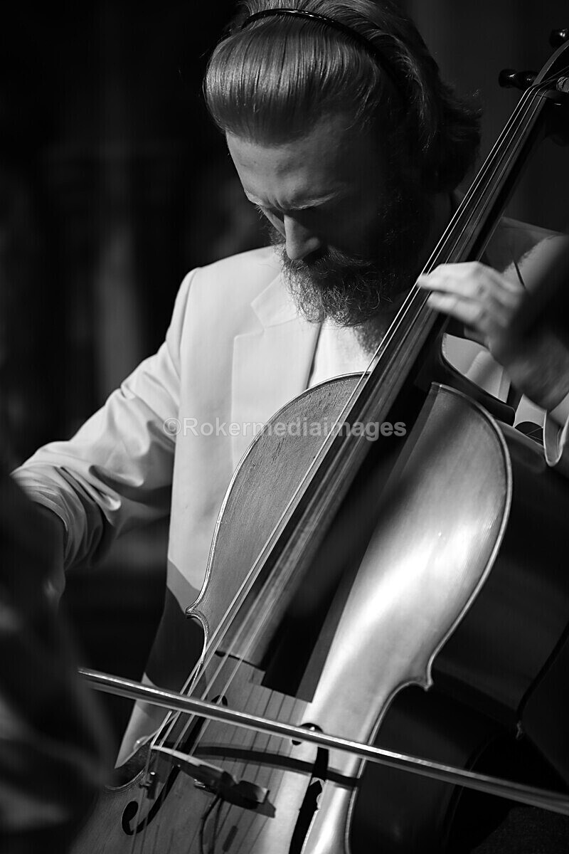 FOLK N BLUES-500 - FOLK and BLUES SEPT 2022