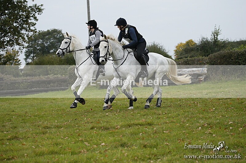 WWHT 181020 WWHT 181020 1479 - WWEC Intermediate Pairs (0.90m) 18/10/20