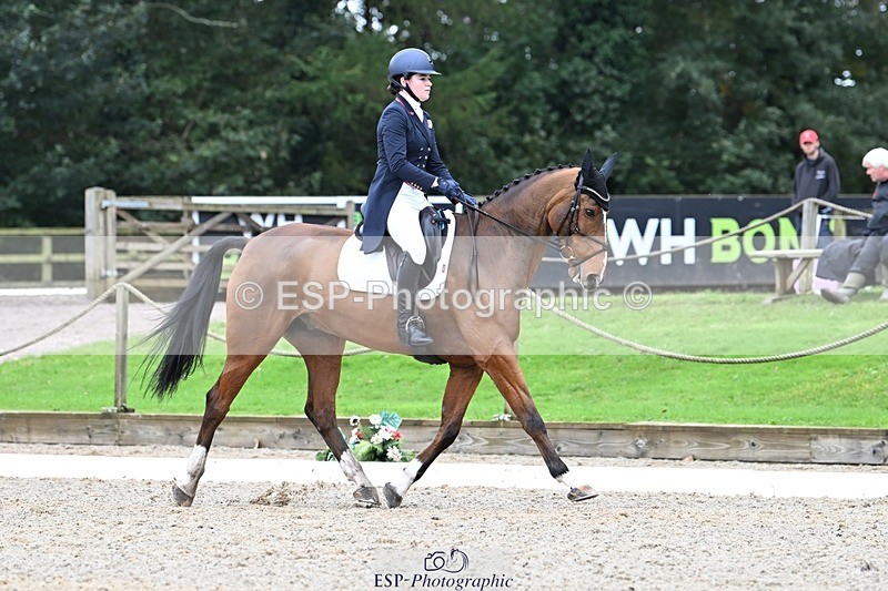 231019-130925-02954 - 050-VENDOME.BIATS-Annabel.Finston-DR