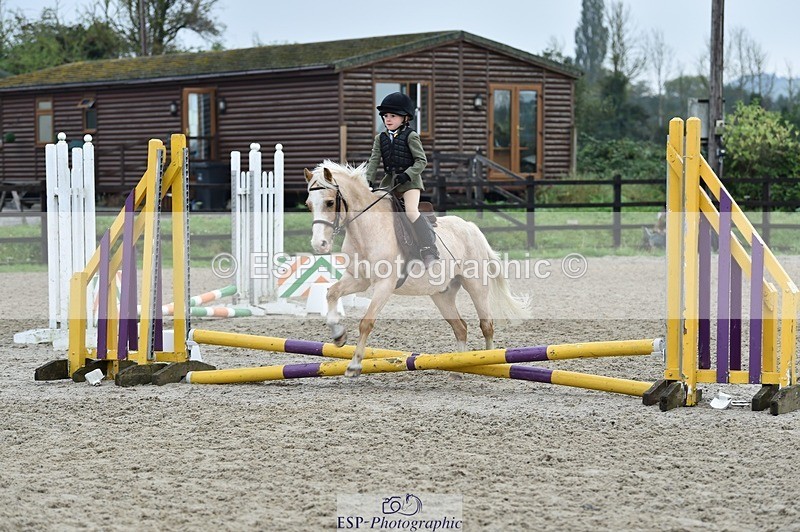 230917-094258-00284 - Cls 01 40cm LR Assisted & unassisted