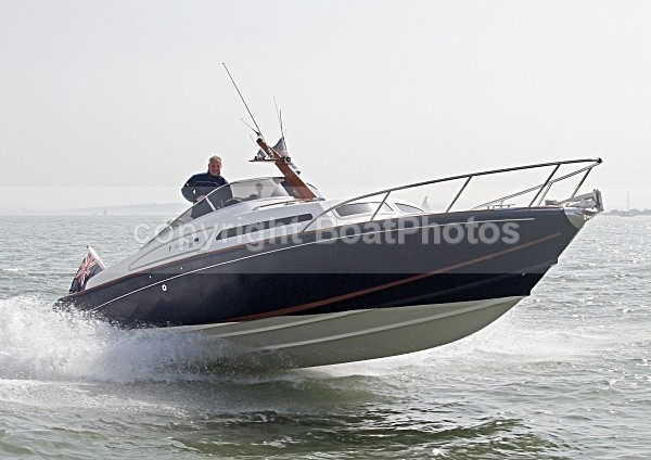 100418 CORSAIR IMG_2972jpg - Motorboats - Open