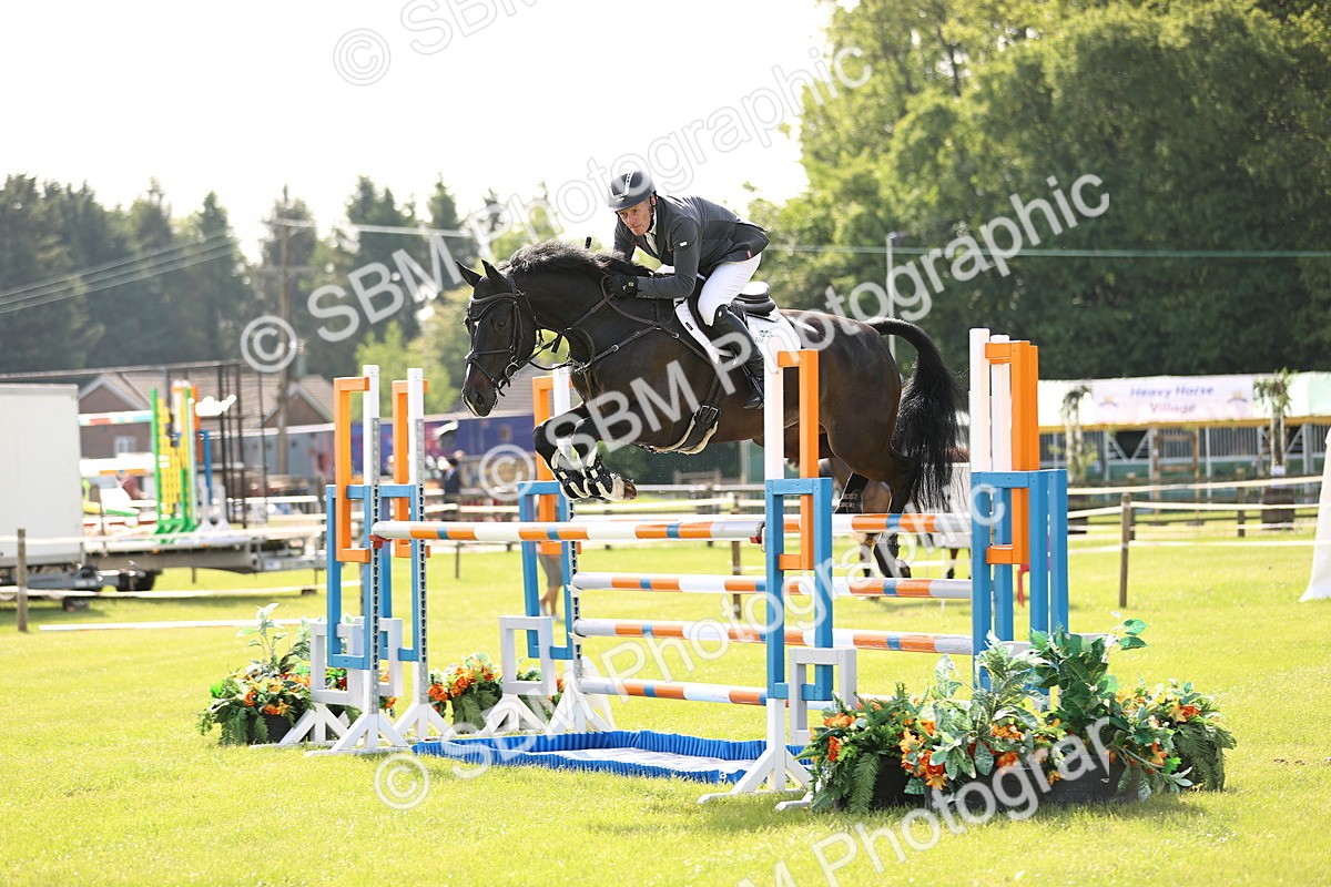 SBM_01454 - Class 200 - Martin Grant Homes Welcome Stakes 1.25m Open