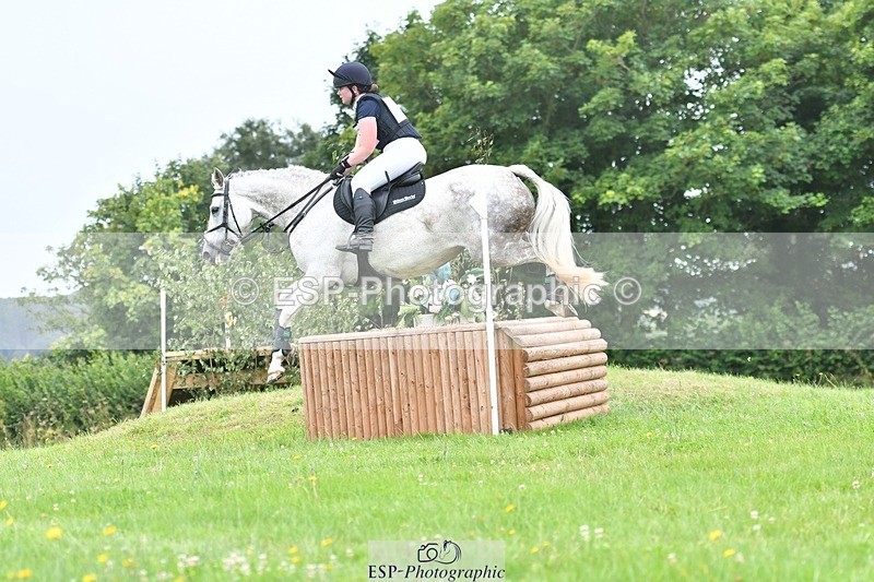 240803-105830-01456 - 003-Tabby_McKiernan-COSMIC_LADY