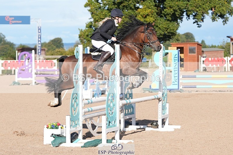 250921-093224-01985 - Cls 2 Pony Intro 70cm