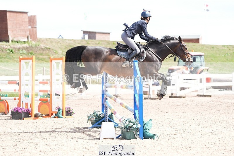 250726-152359-07315 - Cls 22 1.05m Amateur Quali