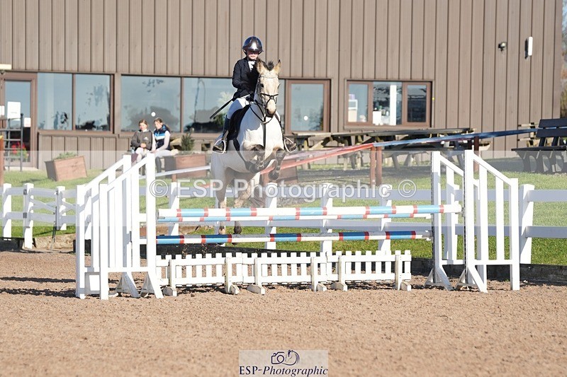 251130-115642-01119 - Cls 6 Blue Chip Pony Newcomers & 1m Open