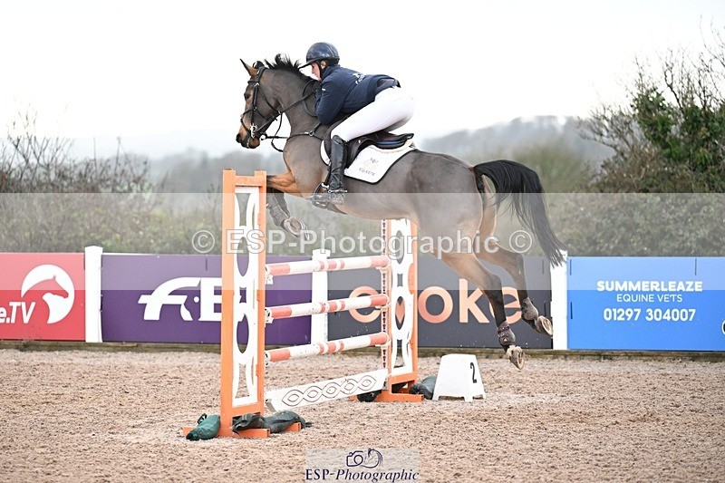 251206-134804-01182 - Cls 13 Snr Foxhunter and 1.20m