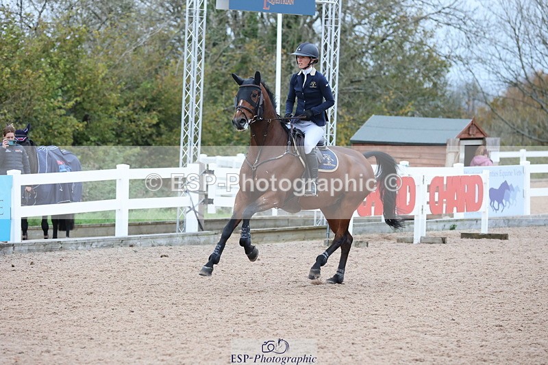 241101A-155424-03115 - FRI Cls 8 National 1.30m